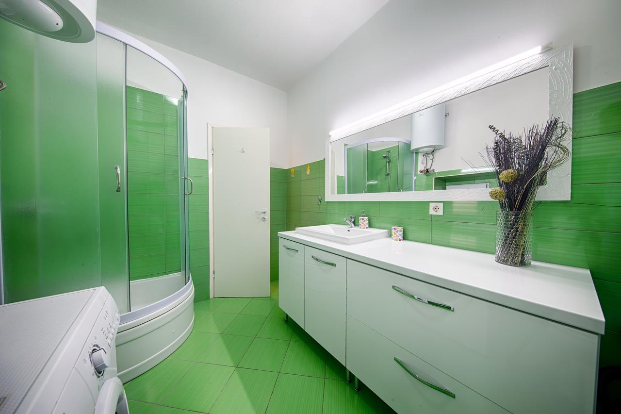 Apartment Jure Vis Exterior foto